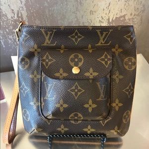 Partition wristlet monogram LV